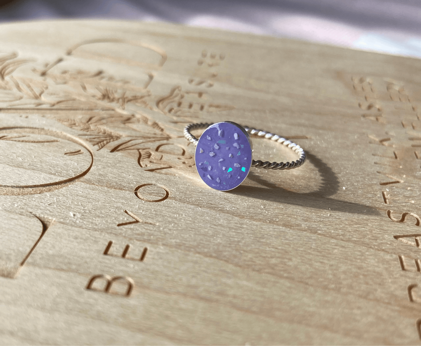 Dainty Twisted Oval Ring - Loved Beyond Measure Keepsakes