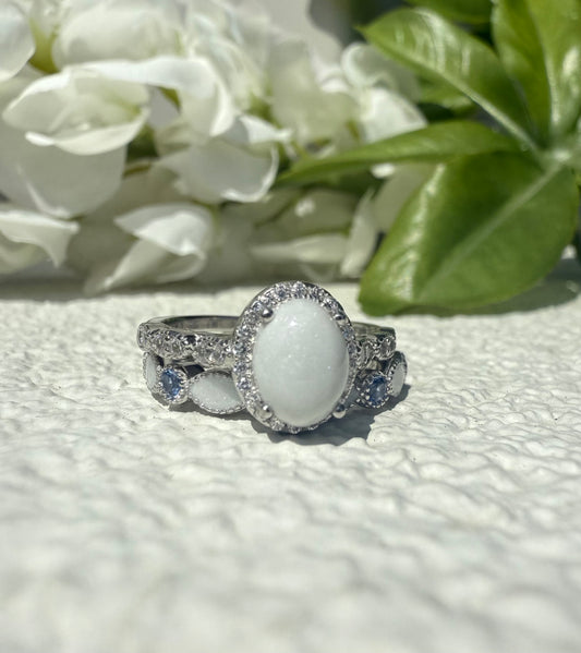 Crowning Glory Keepsake Ring Set