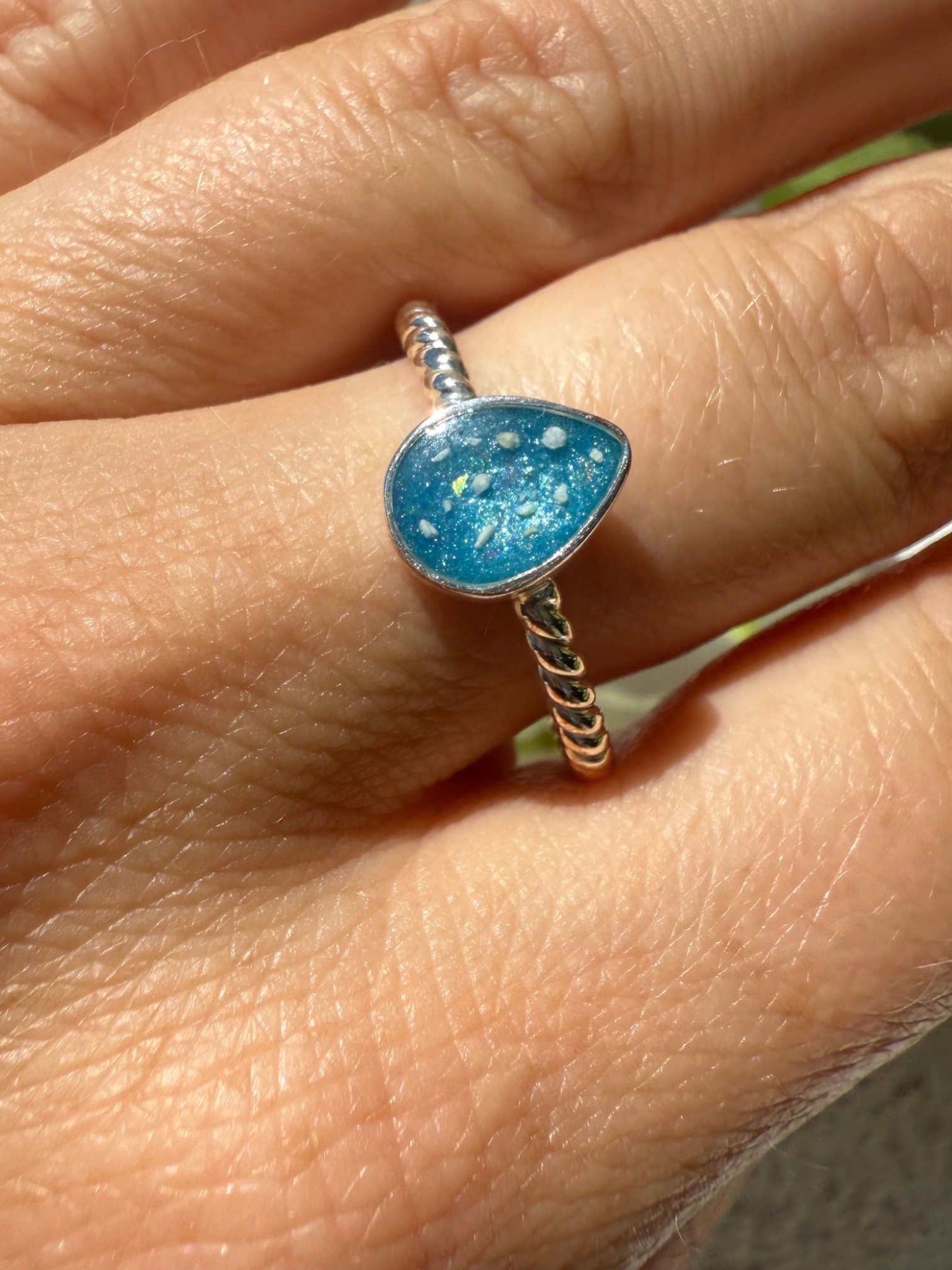 Sterling silver pear shaped ashes ring. 