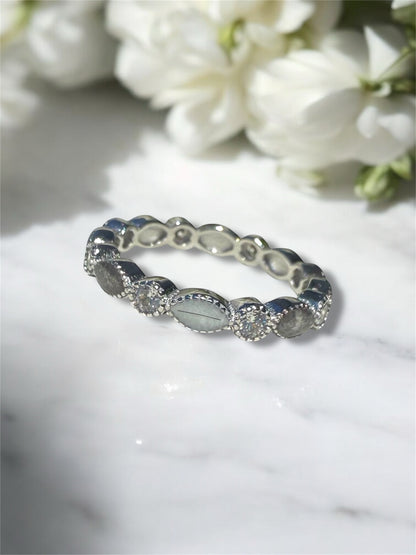 Cremation ashes keepsake ring with hair set in sterling silver. 