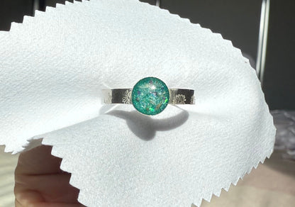 Birth Flower Round Ring - Loved Beyond Measure Keepsakes