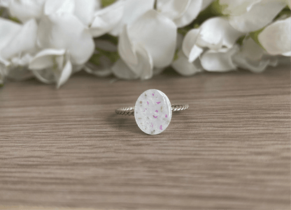 Dainty Twisted Oval Ring - Loved Beyond Measure Keepsakes