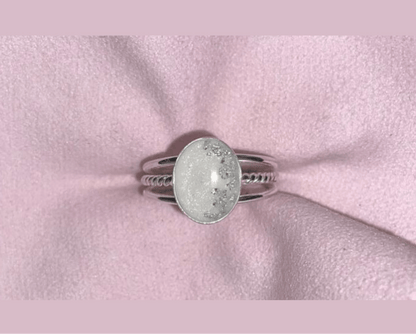 Trio Oval Ring - Loved Beyond Measure Breastmilk/Ashes Keepsakes